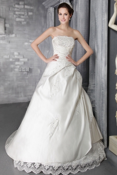 Modesty A-line Satin Wedding Dress With Lace Appliques 
