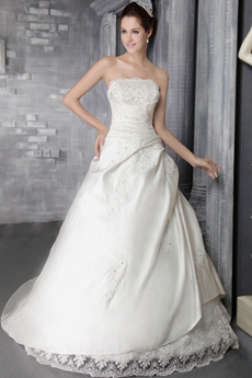 Modesty A-line Satin Wedding Dress With Lace Appliques 