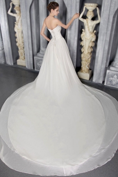 Delicate Chiffon Ivory Wedding Dress Chapel Train 