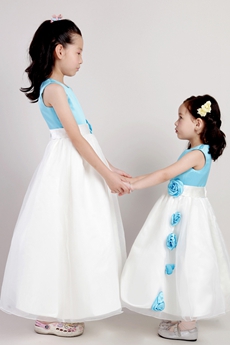 Best Blue & White Flower Girl Dresses With Handmade Flowers 