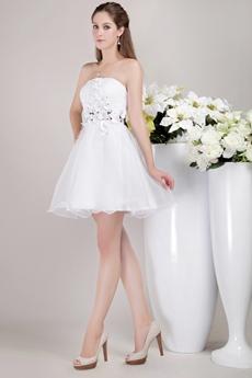 Puffy Mini Length White Sweet Sixteen Dress With Handmade Flowers   