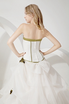 Classy Sweetheart White & Green Ball Gown Sweet 15 Dress 