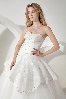 Shallow Sweetheart Ball Gown White Wedding Dress With Lace 