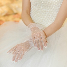 Wrist Length Lace Wedding Gloves 