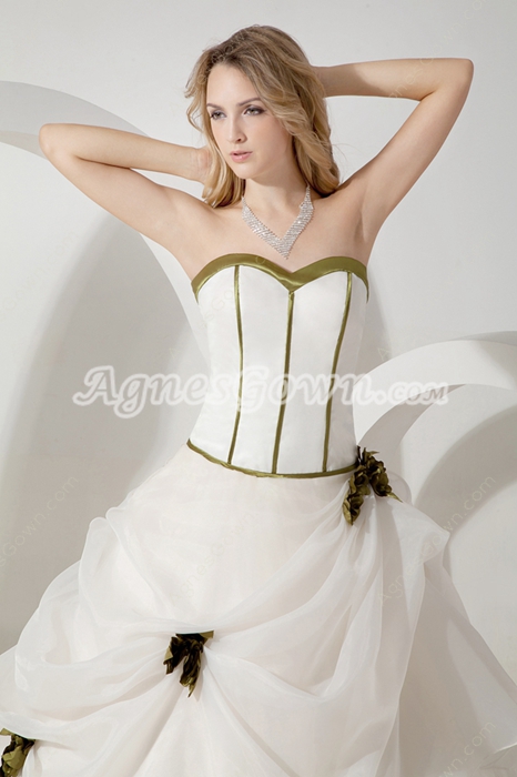 Classy Sweetheart White & Green Ball Gown Sweet 15 Dress 