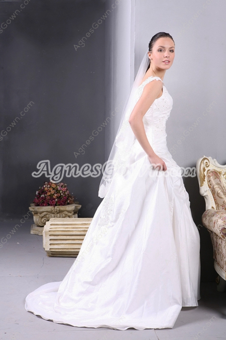 Classical V-neckline Wedding Dresses With Appliques 