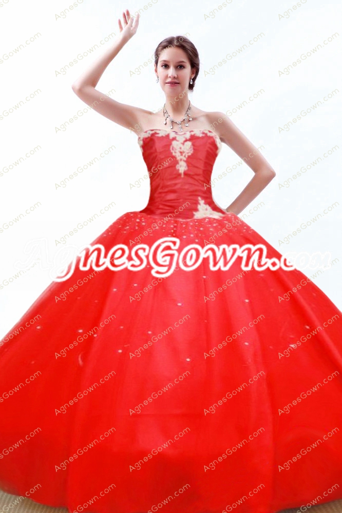 Simple Red Sweet 15 Dress With White Appliques 
