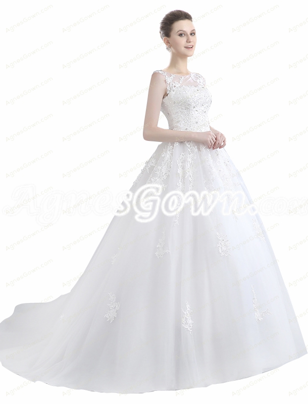 Boat Neckline Corset Back Ball Gown Wedding Dress With Lace Appliques 